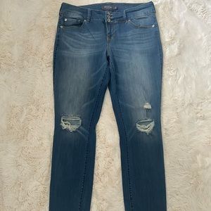 Torrid high rise jegging ripped 16 extra tall